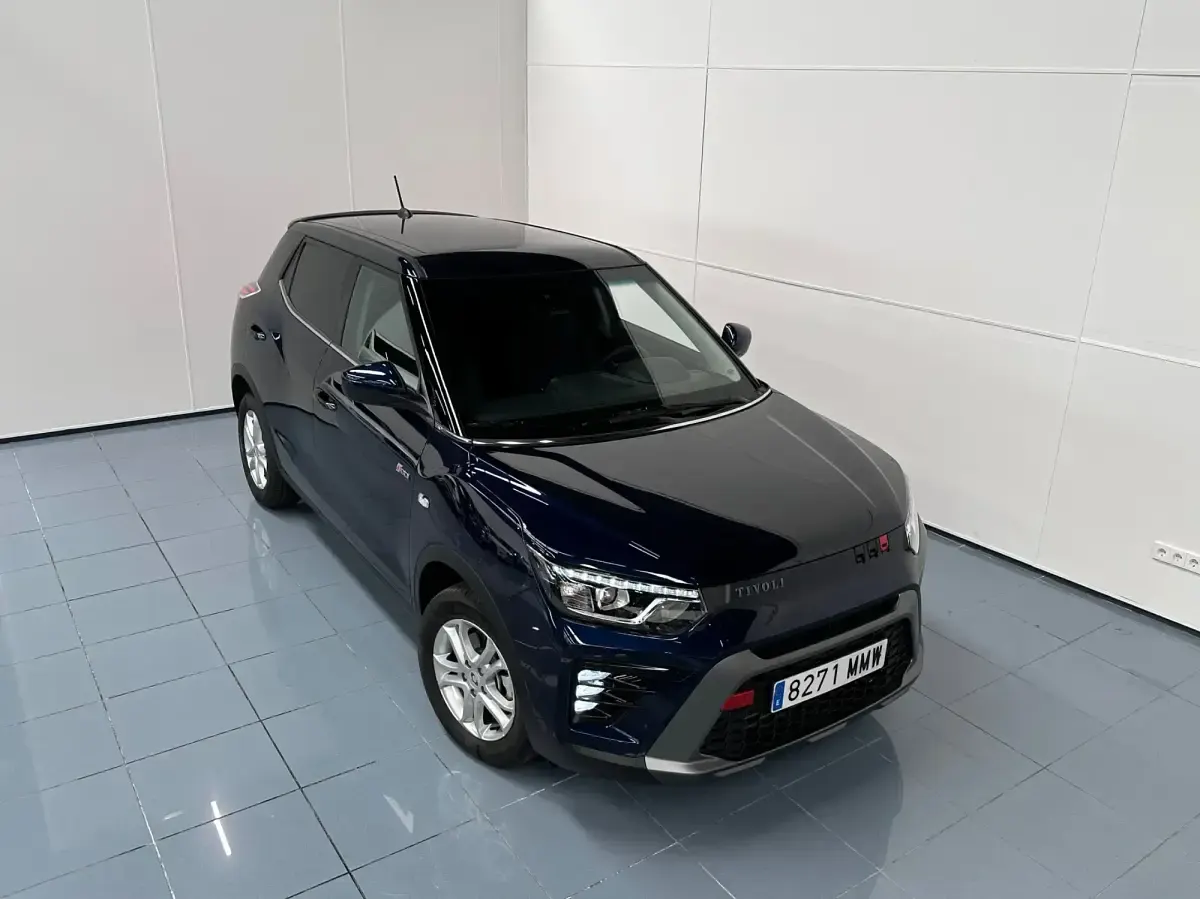 Usado SsangYong Tivoli 135 CV (99 kW) 2024 Azul