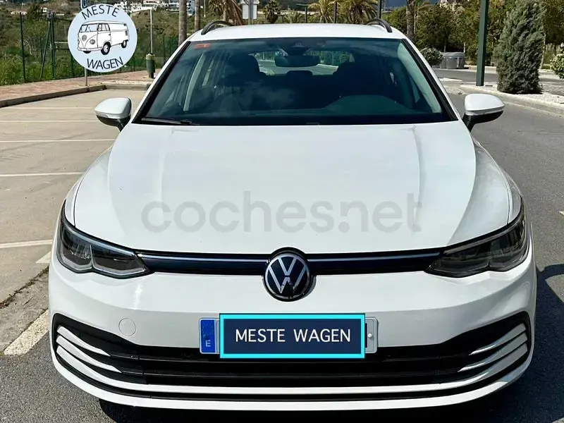 Usado VW Golf VIII 115 CV (84 kW) 2021 Blanco Familiar