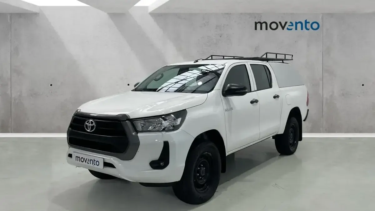 Usado Toyota HiLux 150 CV (110 kW) 2021 Blanco Pickup/Camioneta