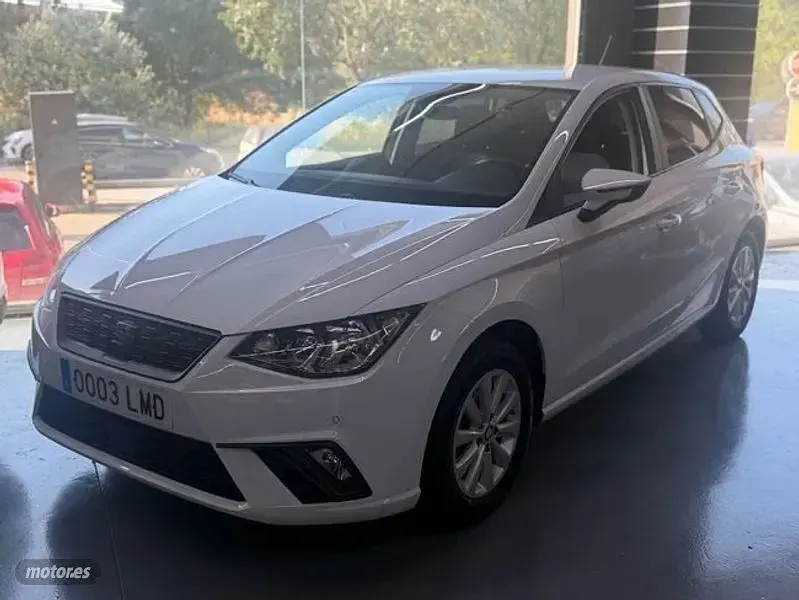 Usado Seat Ibiza Style 95 CV (69 kW) 2021 Blanco Utilitario
