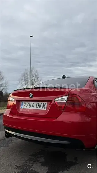 Usado BMW 320 150 CV (110 kW) 2005 Rojo Berlina