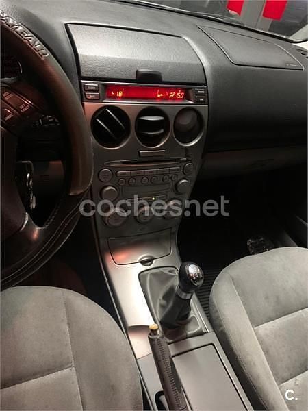 Usado Mazda 6 Active 141 CV (103 kW) 2002 Negro Berlina