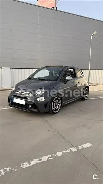 Usado Abarth 595C Turismo 165 CV (121 kW) 2021 Gris / plata Descapotable