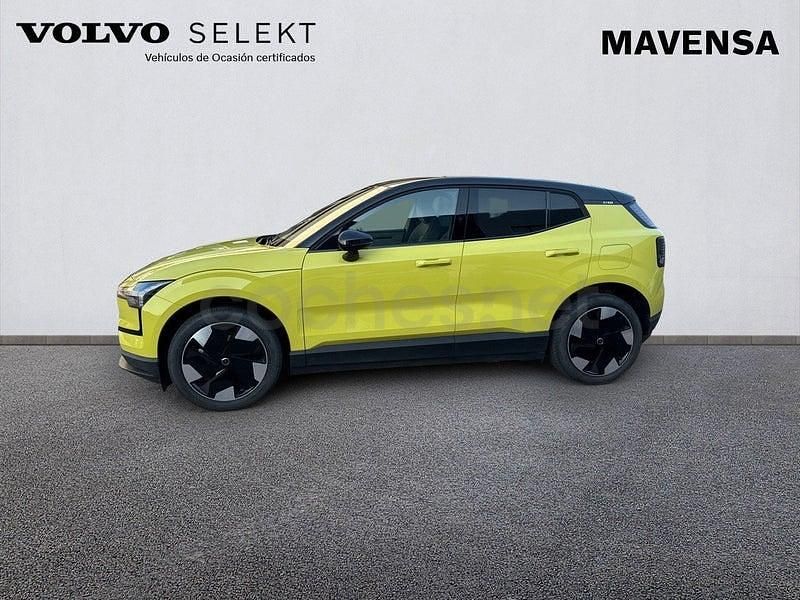 Usado Volvo EX30 Plus 200 kW (272 CV) 2024 Amarillo SUV
