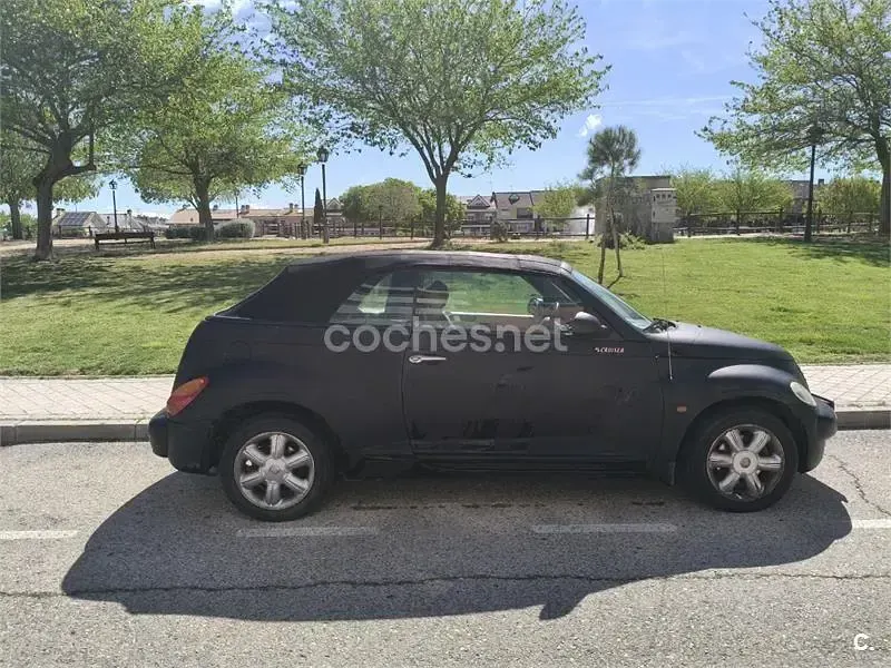 Usado Chrysler PT Cruiser Limited 143 CV (105 kW) 2005 Negro Descapotable