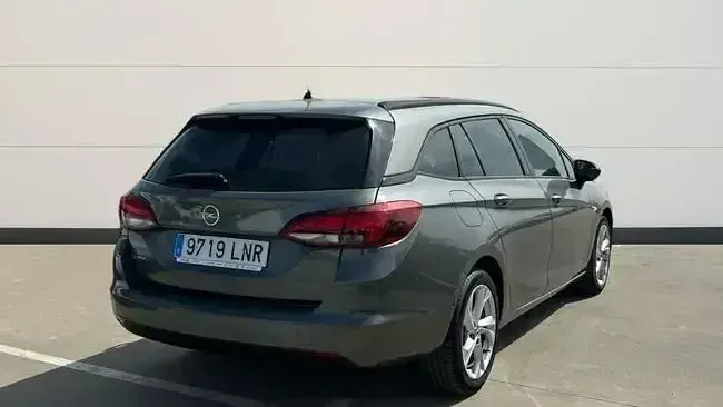 Usado Opel Astra Business Elegance 145 CV (106 kW) 2021 Otro Familiar