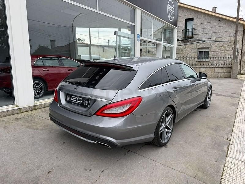 Usado Mercedes CLS350 Shooting Brake 265 CV (194 kW) 2013 Gris / plata Familiar