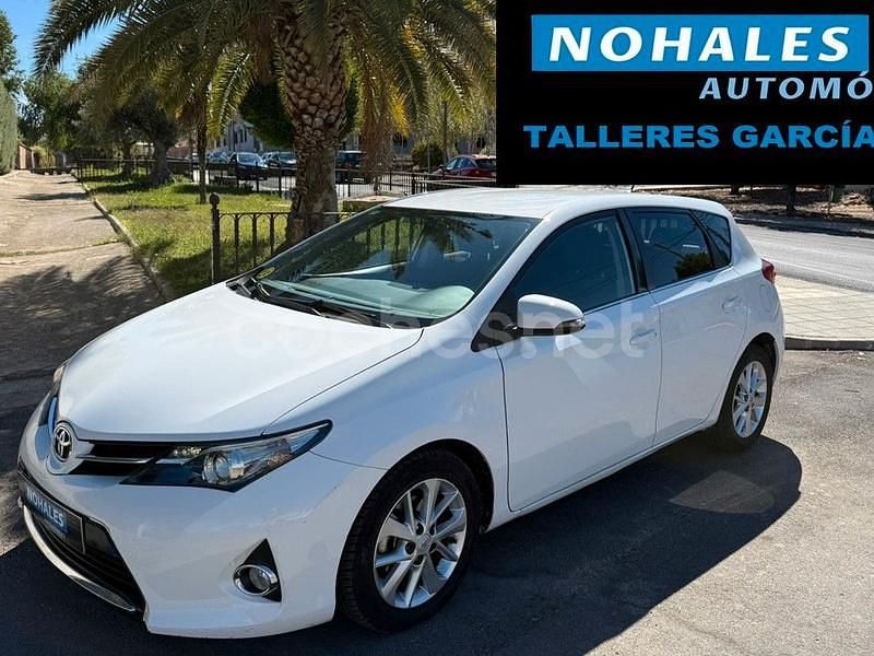 Blanco Usado 2014 Toyota Auris Active Berlina | 11.300 € (Precio justo) - Imagen 1/4