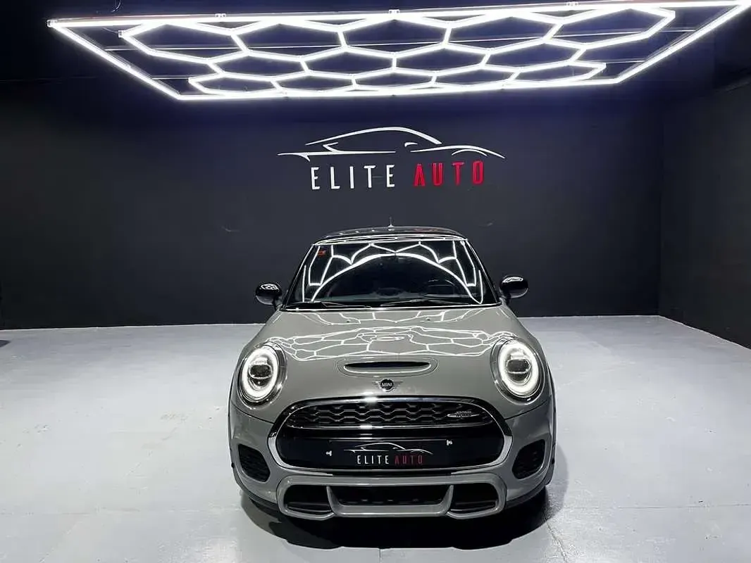Usado Mini John Cooper Works 231 CV (169 kW) 2020 Gris Utilitario