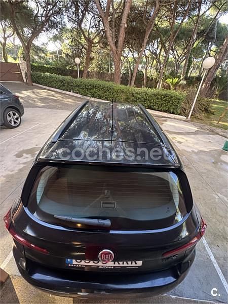 Usado Fiat Tipo Pop 120 CV (88 kW) 2018 Negro Familiar