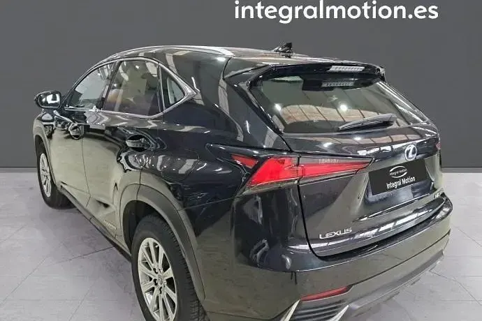 Usado Lexus NX300h Business Edition 197 CV (144 kW) 2020 Negro SUV