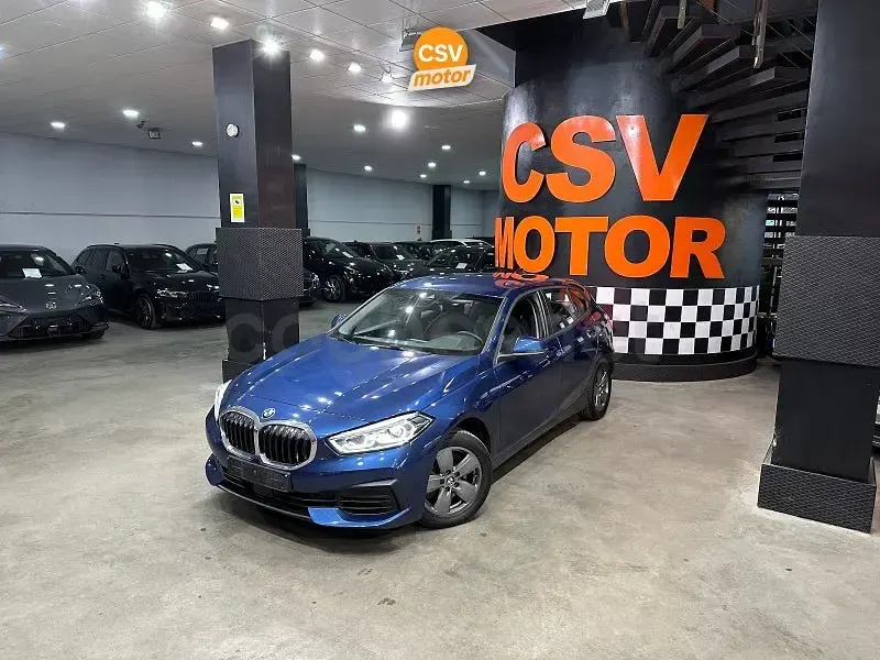 Usado BMW 118 150 CV (110 kW) 2023 Azul Utilitario