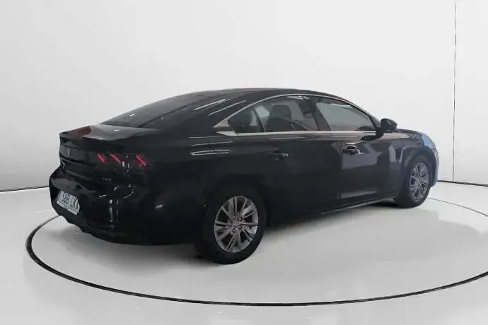 Usado Peugeot 508 Active 130 CV (95 kW) 2020