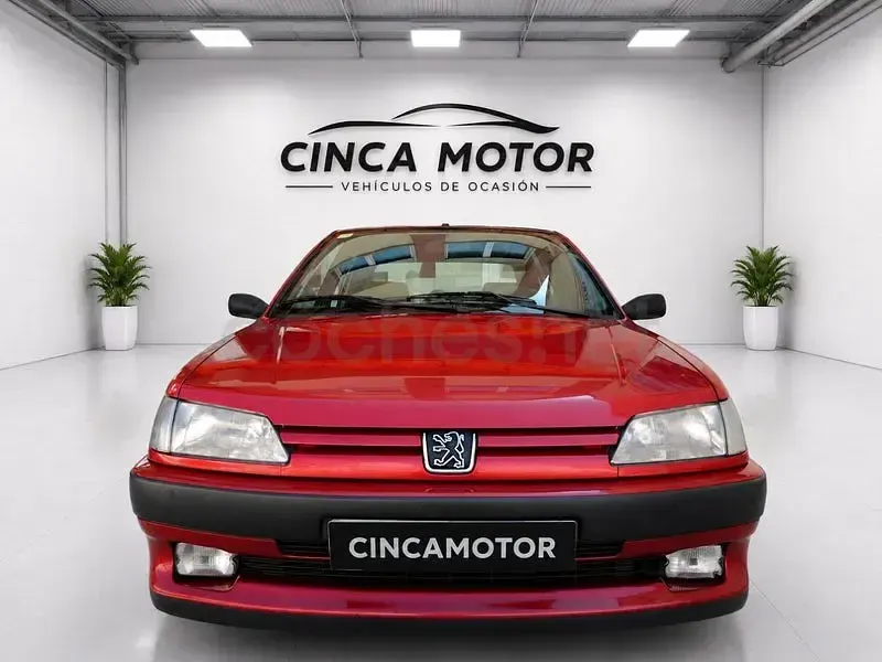 Usado Peugeot 306 92 CV (67 kW) 1995 Granate Berlina