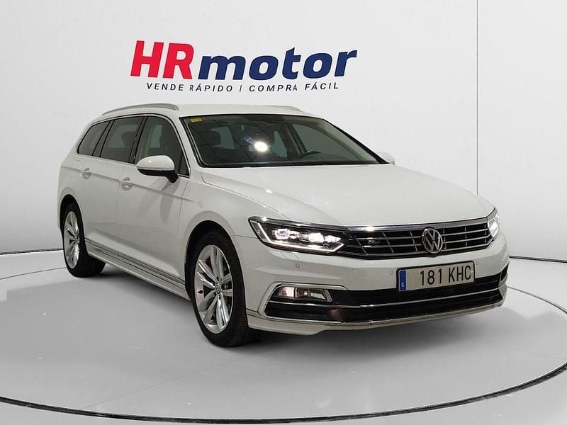 Blanco Usado 2018 VW Passat Sport Berlina | 18.390 € (Precio justo) - Imagen 1/4