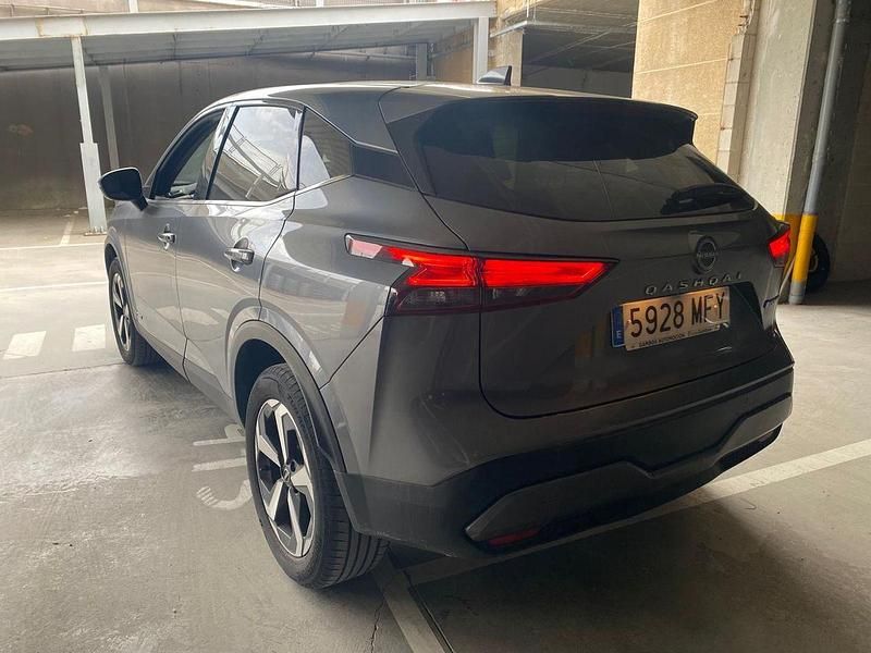Usado Nissan Qashqai N-Connecta 190 CV (139 kW) 2023 Gris SUV