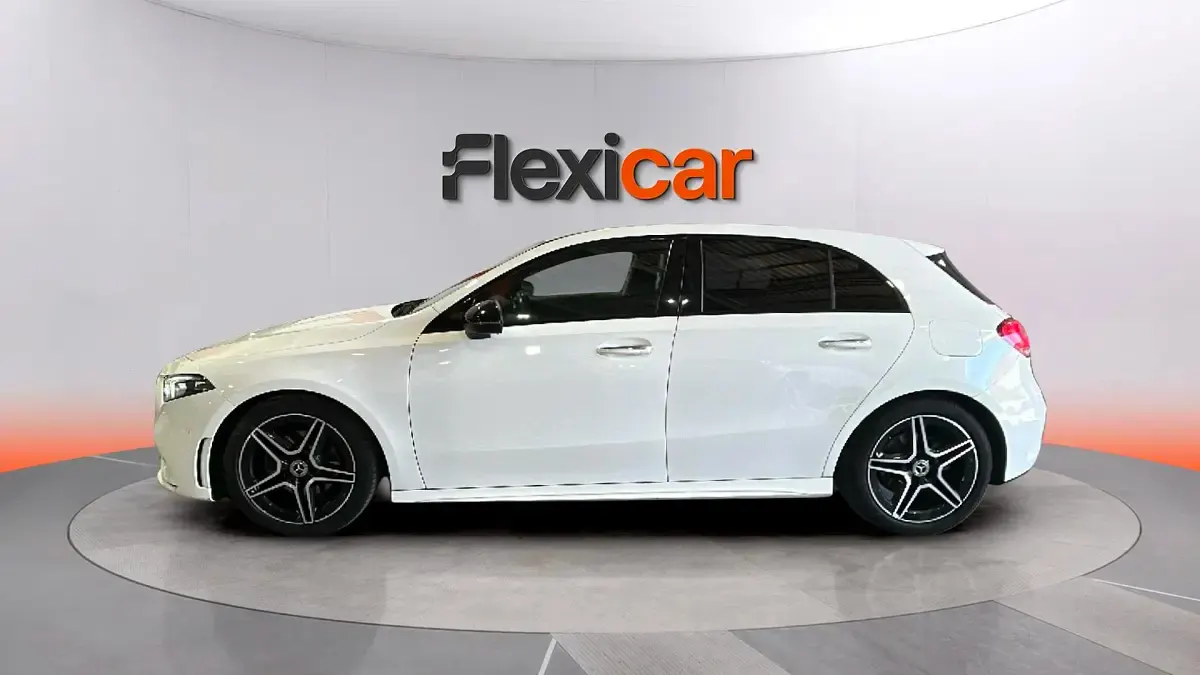 Usado Mercedes A200 163 CV (119 kW) 2019 Blanco Berlina