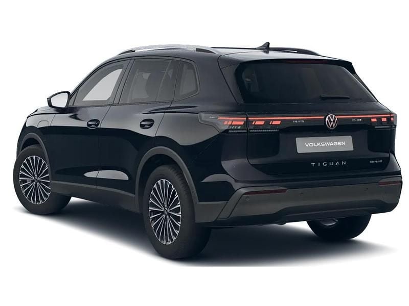 Uusi VW Tiguan Match 204 HP (150 kW) 2025 Musta Katumaasturi