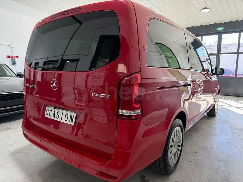 Usado Mercedes Vito 136 CV (100 kW) 2024 Rojo Van