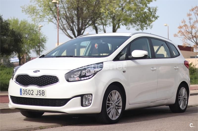 Usado Kia Carens 115 CV (84 kW) 2016 Blanco Monovolumen
