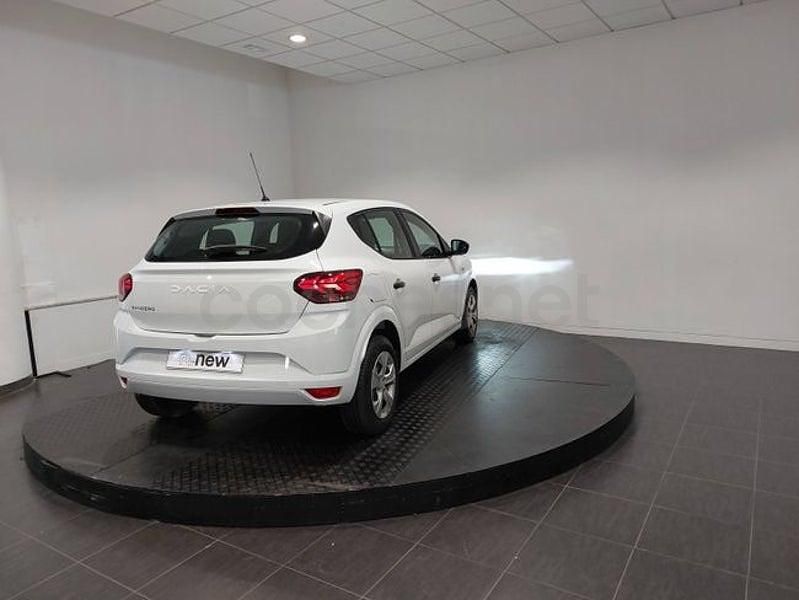 Usado Dacia Sandero Essentiel 101 CV (74 kW) 2022 Blanco Berlina