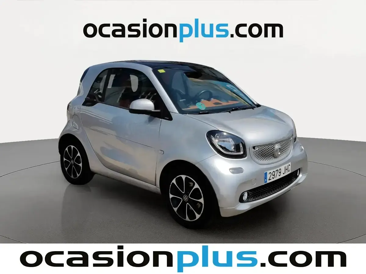 Usado Smart ForTwo Coupé Passion 71 CV (52 kW) 2015 Gris Coupe