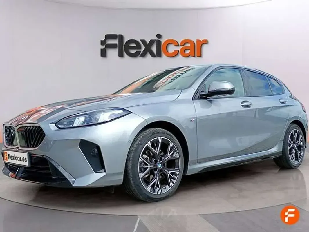 Usado BMW 118 150 CV (110 kW) 2025 Gris Utilitario