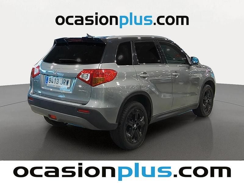 Usado Suzuki Vitara 140 CV (102 kW) 2016 Gris SUV