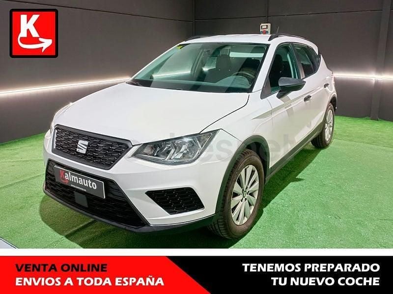 Usado Seat Arona Ecomotive 95 CV (69 kW) 2018 Blanco SUV