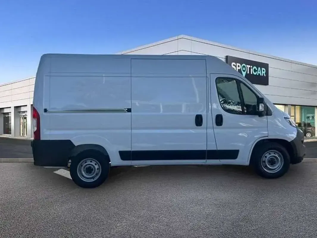 Usado Fiat Ducato 140 CV (102 kW) 2024 Blanco Van