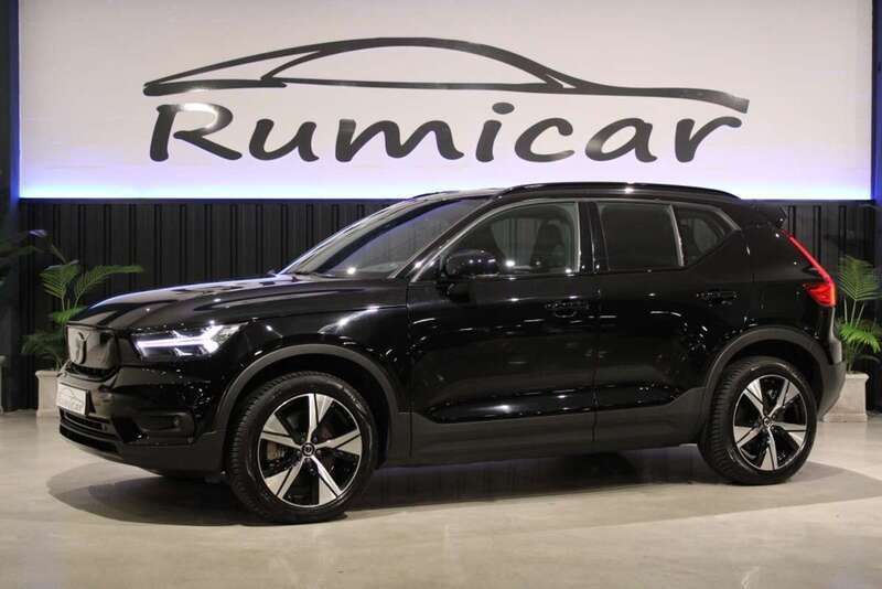Negro Usado 2022 Volvo XC40 Plus SUV | 30.990 € (Buen precio) - Imagen 1/4