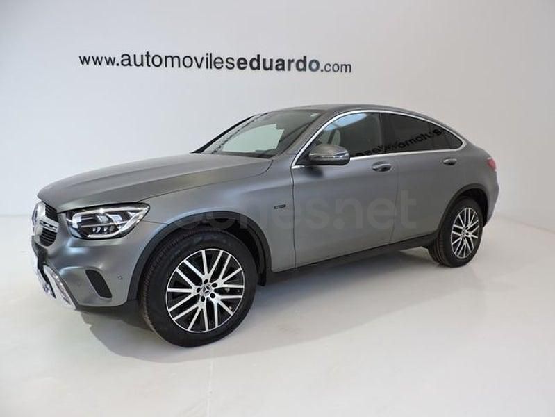 Usado Mercedes GLC300e 320 CV (235 kW) 2020 Gris / plata Coupe