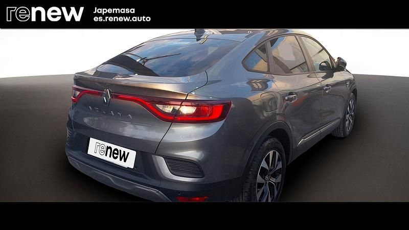 Usado Renault Arkana Intens 140 CV (102 kW) 2021 Gris tornado SUV