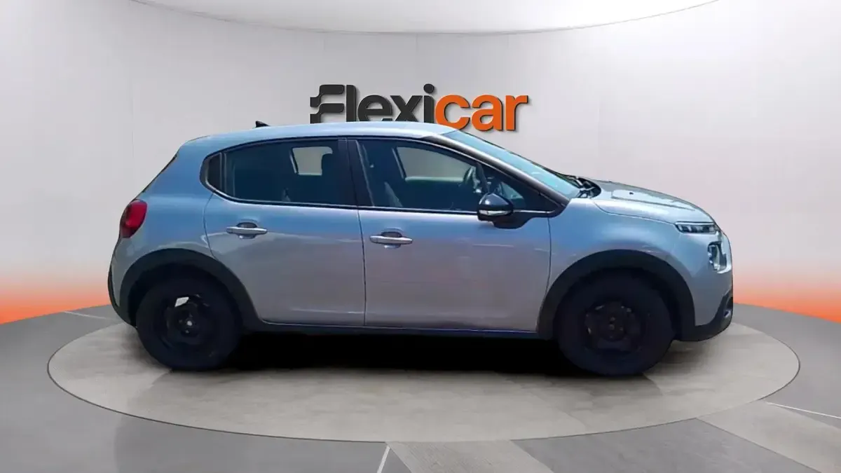 Usado Citroën C3 Feel 102 CV (75 kW) 2021 Gris Utilitario