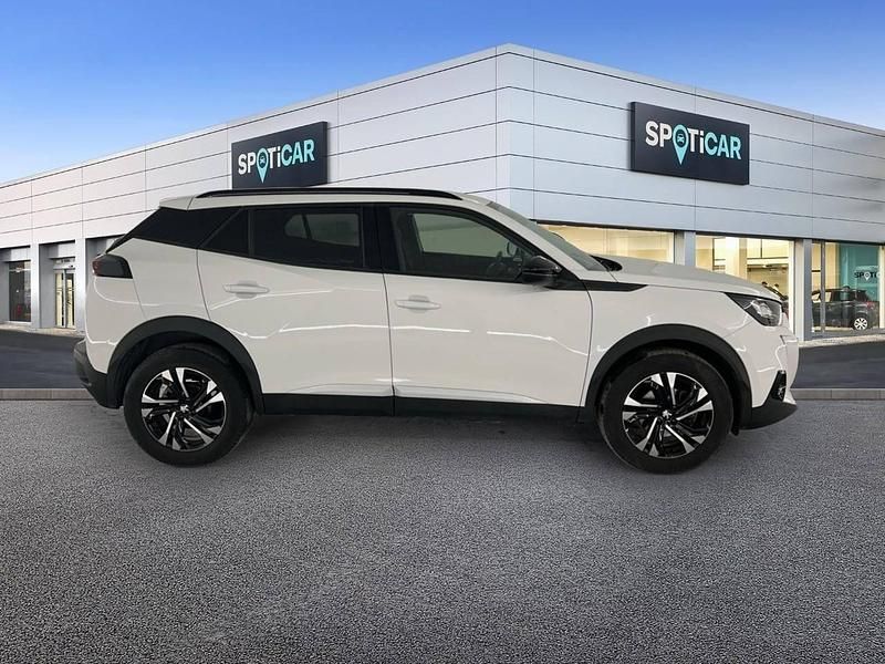 Usado Peugeot 2008 Allure 130 CV (95 kW) 2022 Blanco SUV