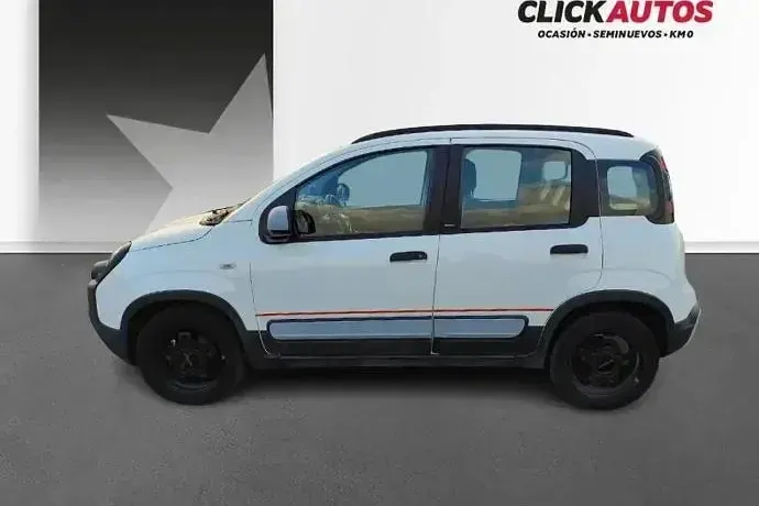 Usado Fiat Panda Garmin 70 CV (51 kW) 2023 Negro Utilitario