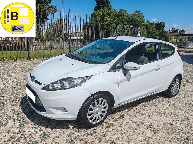Blanco Usado 2009 Ford Fiesta Trend Utilitario | 4400 € (Precio justo) - Imagen 1/4