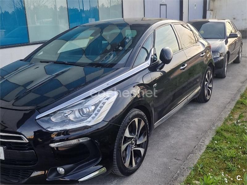 Negro Usado 2013 Citroën DS5 Utilitario | 7000 € - Imagen 1/4