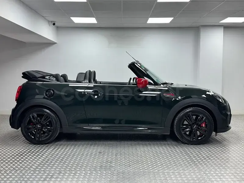 Usado Mini John Cooper Works Cabriolet 231 CV (169 kW) 2022 Verde Descapotable