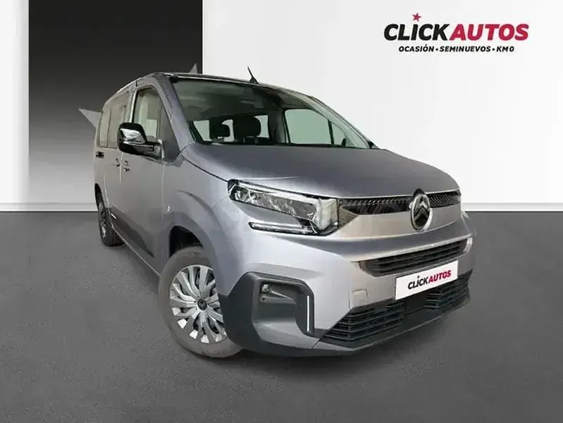 Usado Citroën Berlingo 130 CV (95 kW) 2024 Gris / plata Monovolumen