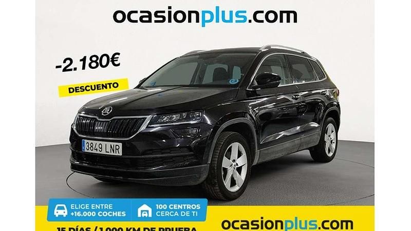 Negro Usado 2021 Skoda Karoq Ambition SUV | 21.810 € (Precio justo) - Imagen 1/4