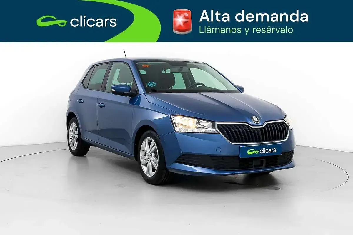 Usado Skoda Fabia Ambition 95 CV (69 kW) 2021 Azul Utilitario
