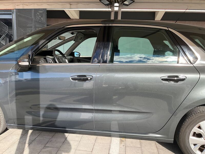 Usado Citroën C4 Picasso Seduction 115 CV (84 kW) 2015 Azul Monovolumen