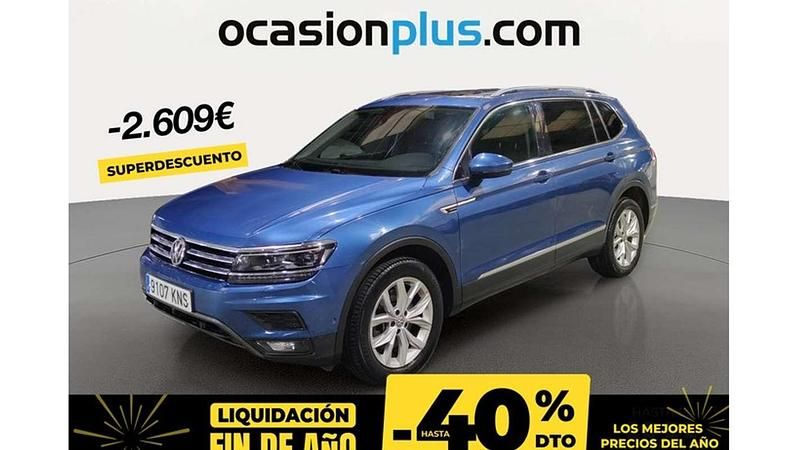 Usado VW Tiguan Sportline 190 CV (139 kW) 2018 Azul SUV