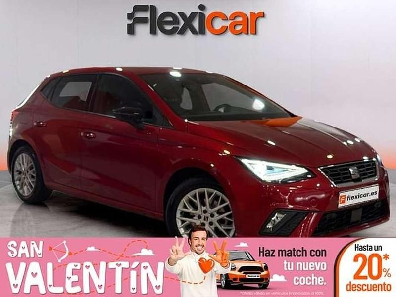 Usado Seat Ibiza FR 116 CV (85 kW) 2024 Rojo Utilitario