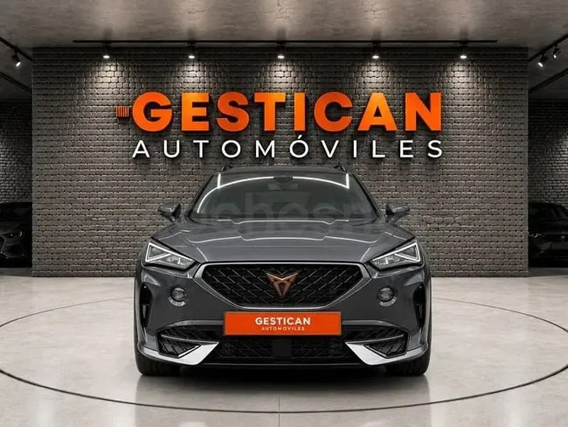 Usado Cupra Formentor 204 CV (150 kW) 2022 Gris / plata SUV