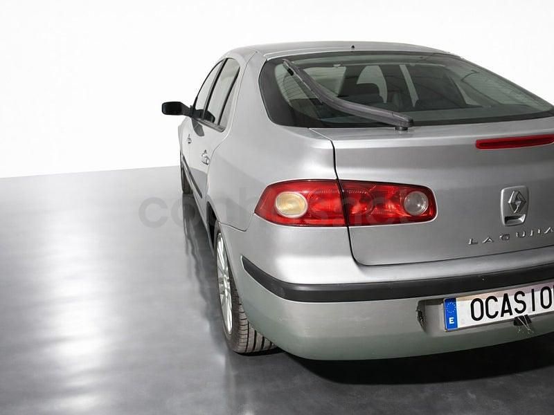 Begagnad Renault Laguna III Expression 130 HK (95 kW) 2007 Grå Sedan