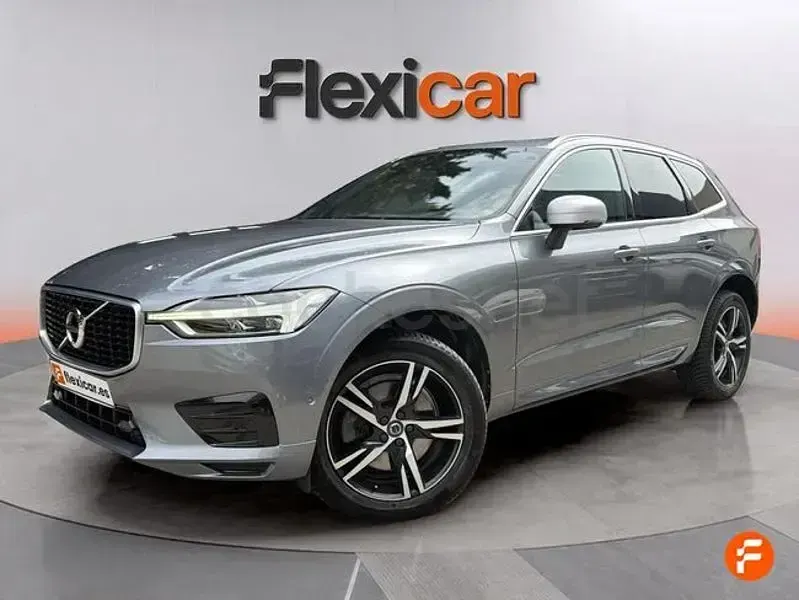 Usado Volvo XC60 R-Design 190 CV (139 kW) 2019 Gris / plata SUV