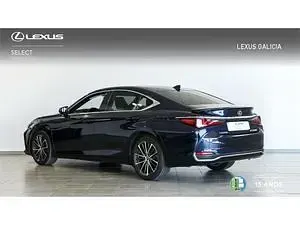 Usado Lexus ES300H 218 CV (160 kW) 2023 Azul Berlina