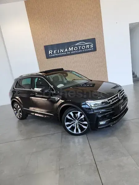 Usado VW Tiguan Sportline 190 CV (139 kW) 2018 Negro SUV